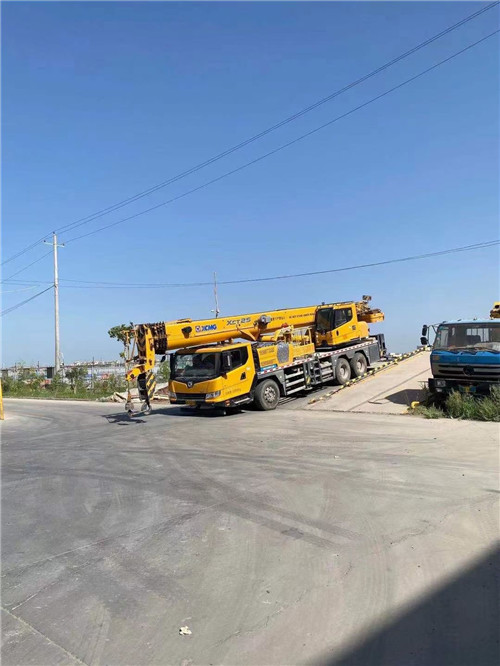 平定县吊车作业时，可能会产生哪些额外收费项目？