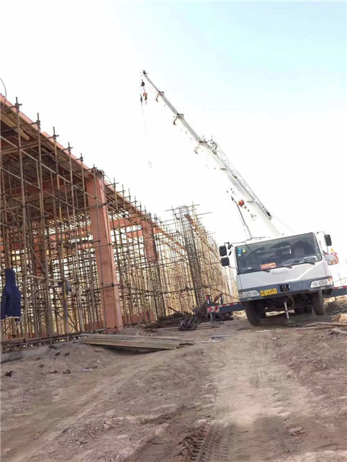 平定县吊车作业的安全注意事项有哪些？